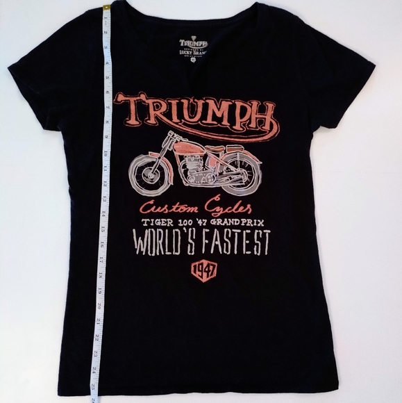 Lucky Brand Mens Short Sleeve Crew Neck Triumph Worlds Fastest Tiger Tee Lucky Brand Mens Short Sleeve Crew Neck Triumph Worlds Fastest Tiger Tee